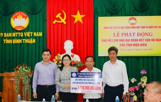 Lễ phát động ủng hộ xây dựng nhà đại đoàn kết cho hộ nghèo của tỉnh Điện Biên 