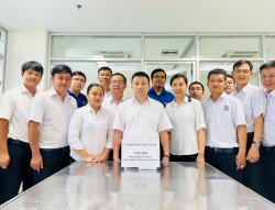 Chi bộ Phòng Phát hành thuộc Đảng bộ Công ty TNHH Xổ số kiến thiết  Bình Thuận tổ chức quyên góp ủng hộ đồng bào miền Bắc  bị thiệt hại do bão số 3