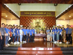 Chi đoàn Công ty TNHH Xổ số kiến thiết Bình Thuận tổ chức hoạt động  giao lưu, trao đổi học tập kinh nghiệm với Chi đoàn Công ty  TNHH MTV Xổ số kiến thiết Vĩnh Long