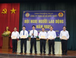 Phấn đấu tăng tỷ lệ tiêu thụ vé số lên 81%